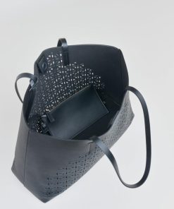 Thesteadfast.shop0bf6b638a4 2